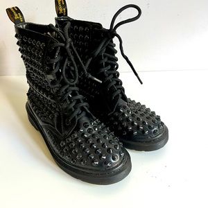Doc Martens. Size w7. Studded Rare